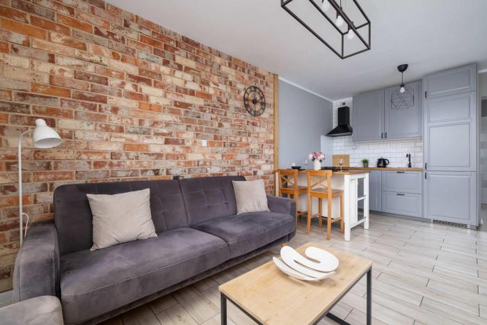 Modern 2-Bedroom Apartment with Remote Workspace in Katowice by Noclegi Renters