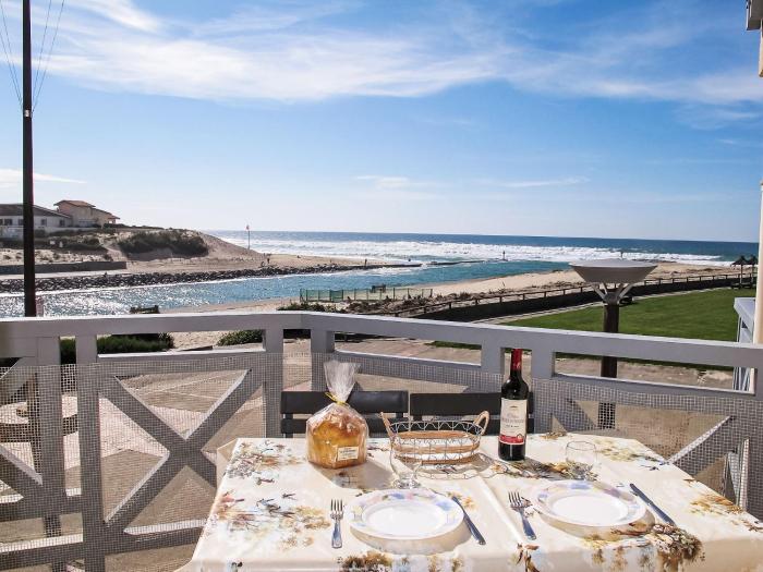 Studio Grand Pavois-3 by Interhome