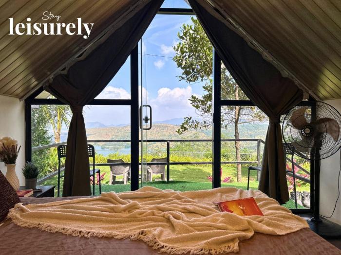 Stay Leisurely Glass & Clay Retreat, Pawna Lake