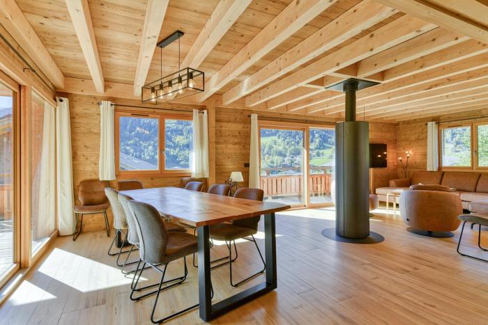 LEterle - Grand chalet avec terrasse et jardin