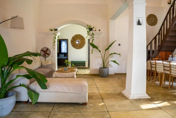 Drifter Surfhouse Ahangama