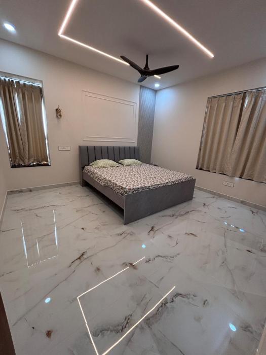 Nyra Luxuria -nature feels like home