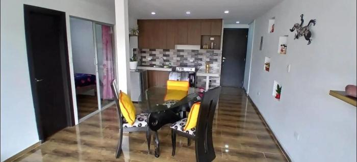 2F Cómodo Departamento Quito