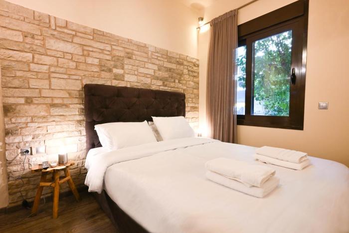 Kallithea Cozy Stonewall Studios