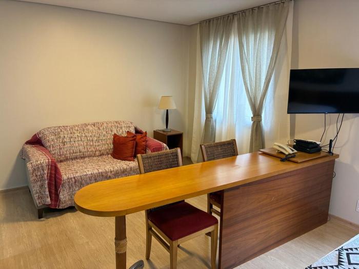 Apartamento metrô Moema
