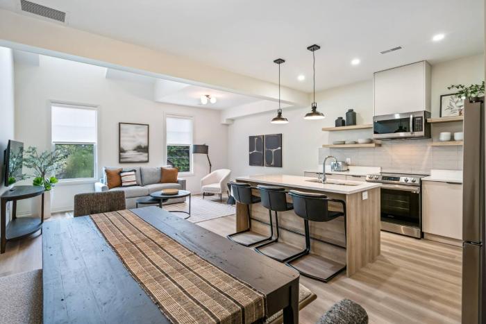 1 Bdrm Luxe Apartment in Niagara