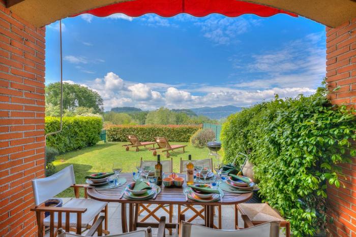 Miralago Lake View & Private Garden - Happy Rentals