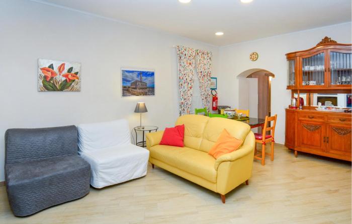 Cozy Home In Augusta With Wifi