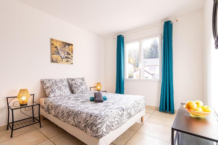 Le Familial - Disneyland, parking gratuit