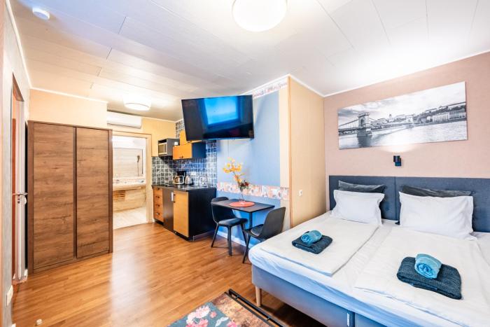 Stylish apartment with shared rooftop terrace jacuzzi MK2