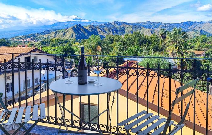 Gorgeous Apartment In Trappitello