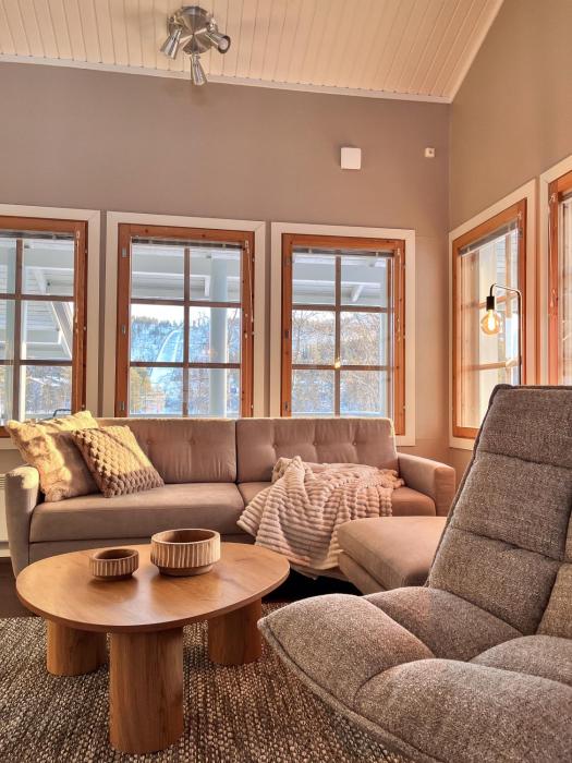 Talviranta - Lakefront Cottage - Ruka-Pyhä 2x SKILIFT PASSES included - Free Skibus doorstep