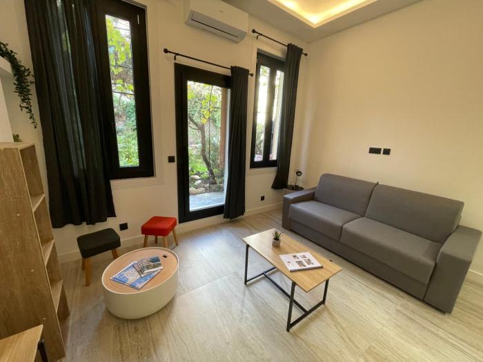 Pasteur, Antibes centre, calme et rénové