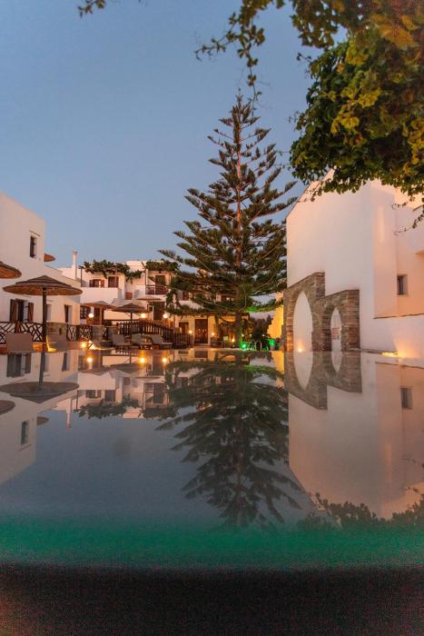 Anemomilos Beach hotel