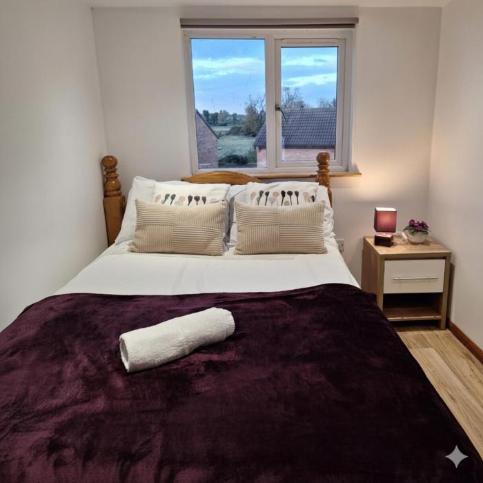 Modern 4BR Cambridge House with Parking for 9 guests