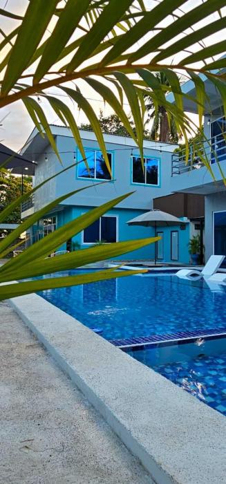 Kosta Brava Hotel y Restobar