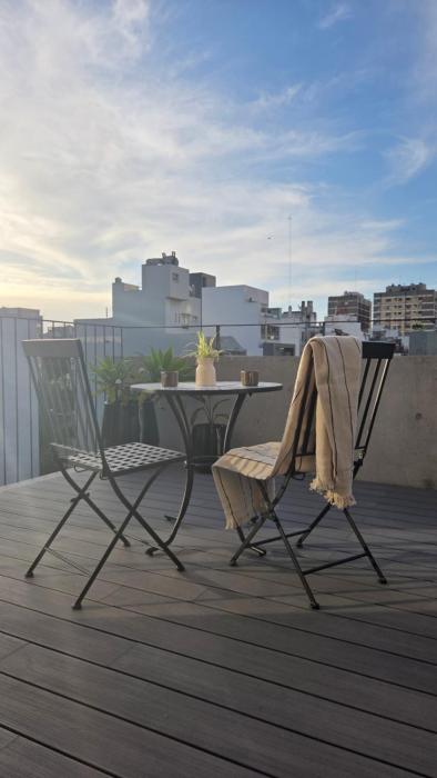 Oasis Palermo Hollywood