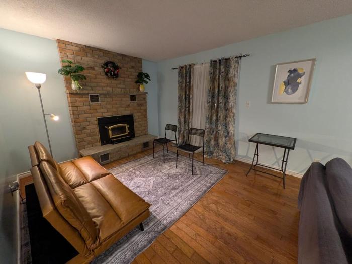 Cozy Belleville Retreat Near DT & Waterfront