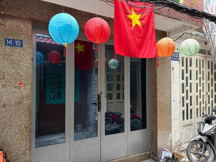 House of Charlie & Ren