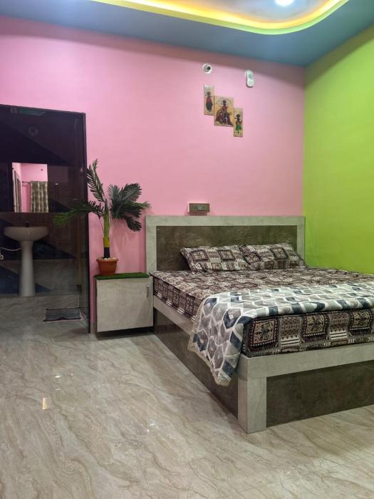 Tejas homestay hampi