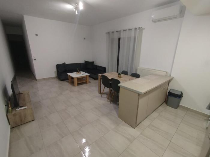 Kilkis Topfloor Apartment