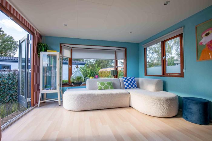 Kleurrijk boshuisje Sole op de Veluwe