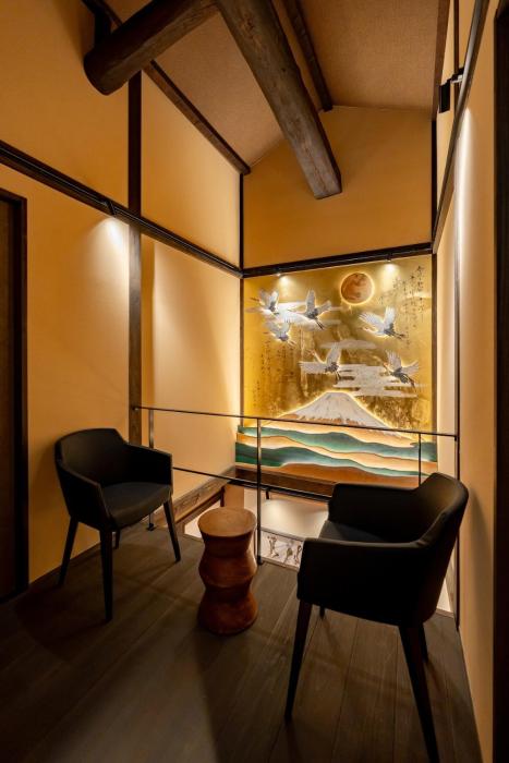 Komachi Residence 金の鶴