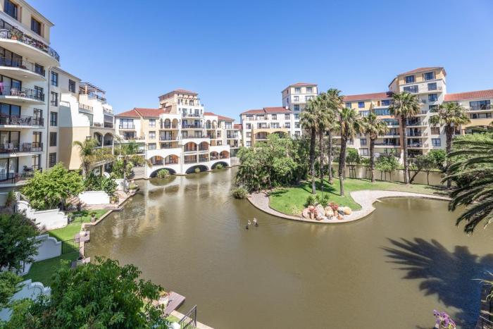 Portifino on lake 221 The Island Club