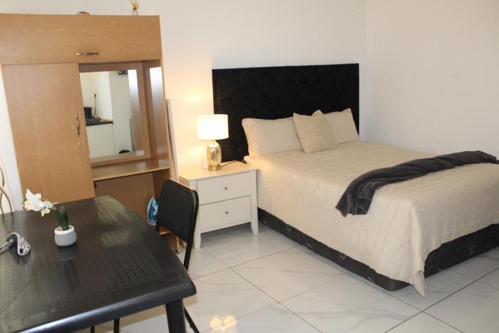 Self-catering rooms Florida