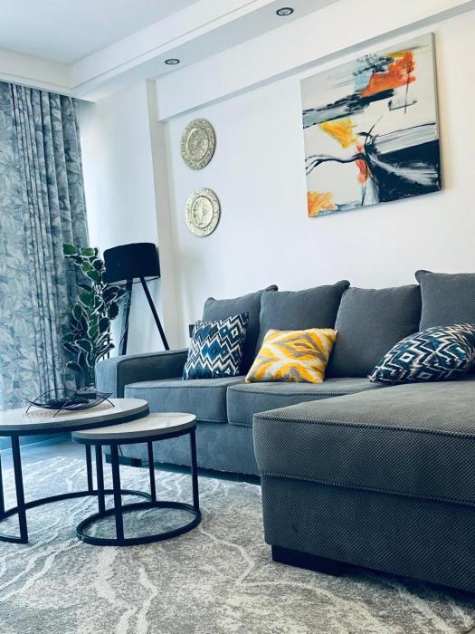 Golden Mango Heights