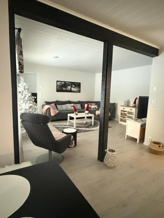 Villa Onnela with sauna,wifi and parking near Santa Village
