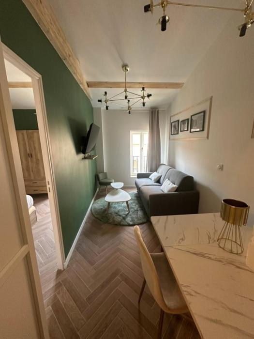 MOON 46 - Appartement Nice 6P