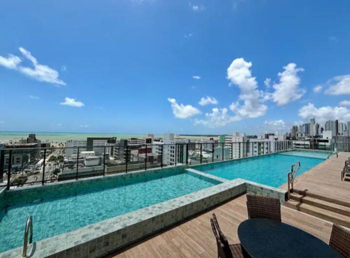 Flat em Tambaú, na melhor localização de João Pessoa