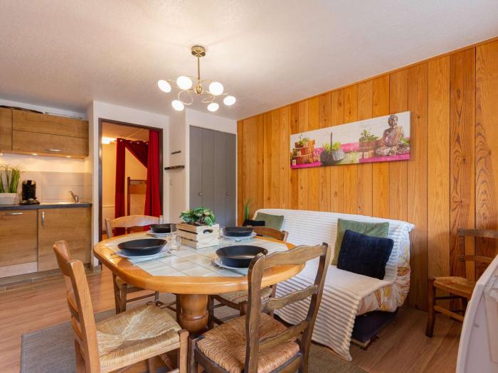 Appartement T2 4 pers - Saint-Lary Village - WiFi Gratuit, Parking - FR-1-296-532