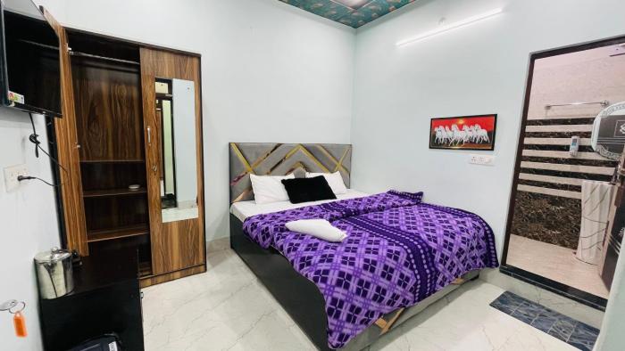 Rk Paying Guest House