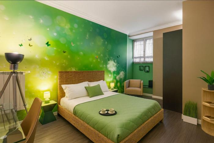 100m from Vatican - Green Butterfly House