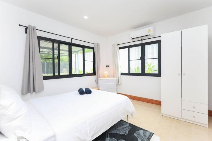 Japanese barnhouse Bang Tao beach