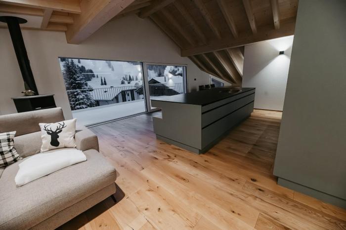 Rothorn- grosse, moderne Dachwohnung mit fantastischer Aussicht