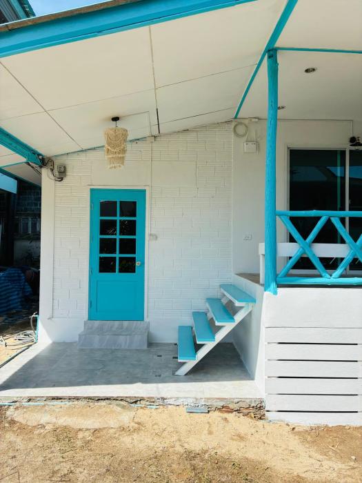 Dream Villa Beachfront Sunset