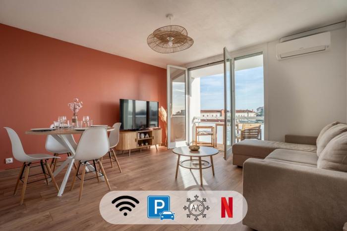 Le Jean Moulin T2 air-conditioned private parking balcony