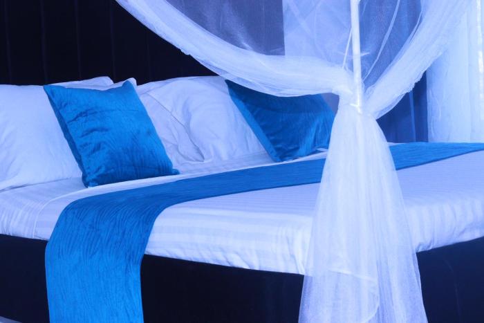 Stylish Sea View 2BR Pool, Parking Nyali