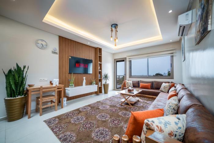 Beach view apartment & surf Agadir