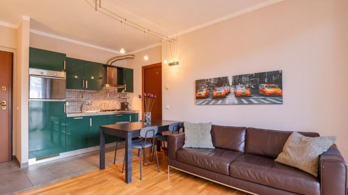 Modern Loft - with Balcony and Parking