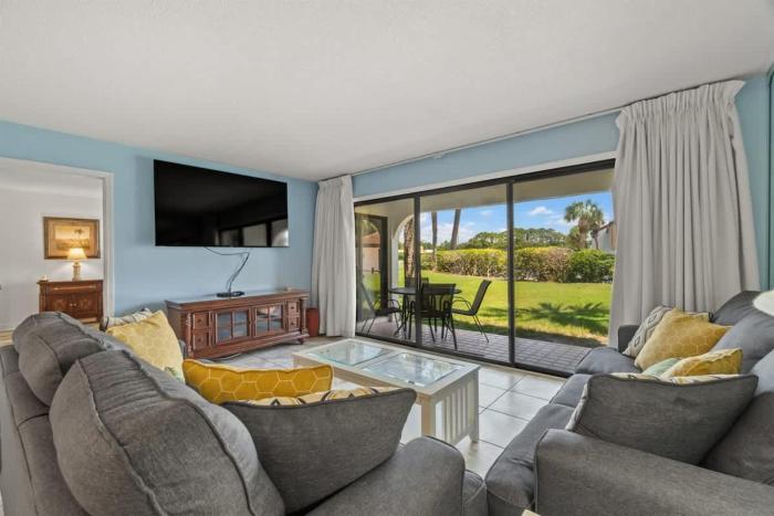 Edgewater Villa 1507