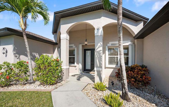 American Dream- Sleeps 10 Walking Distance to Park - Vesteva