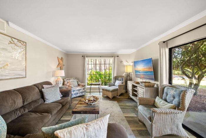 Seascape Villa - 93B
