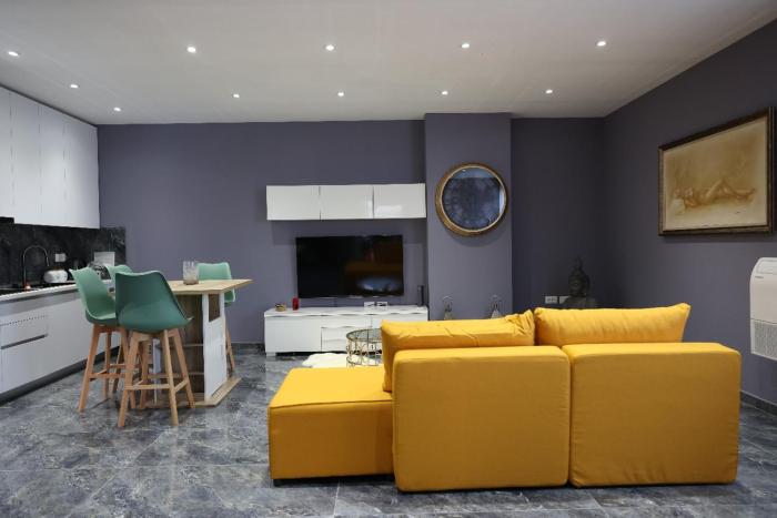 Salvatore Apartment with Balcony