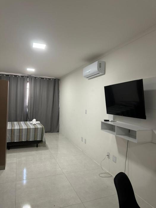 Loft completo 200 metros do consulado americano