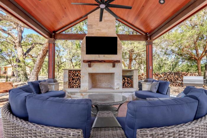 Cabins at Flite Acres - *Entire Property