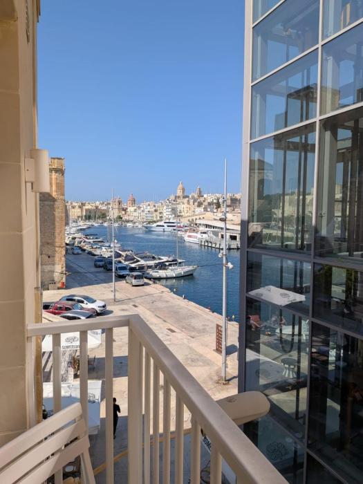 Marinas Edge Apartment Sea View